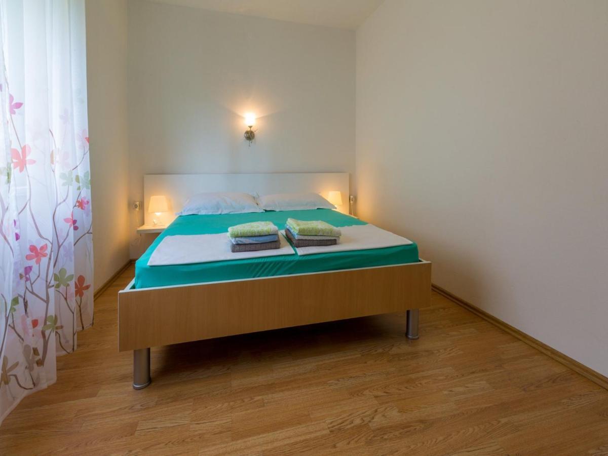 Apartment Mia Crikvenica Buitenkant foto