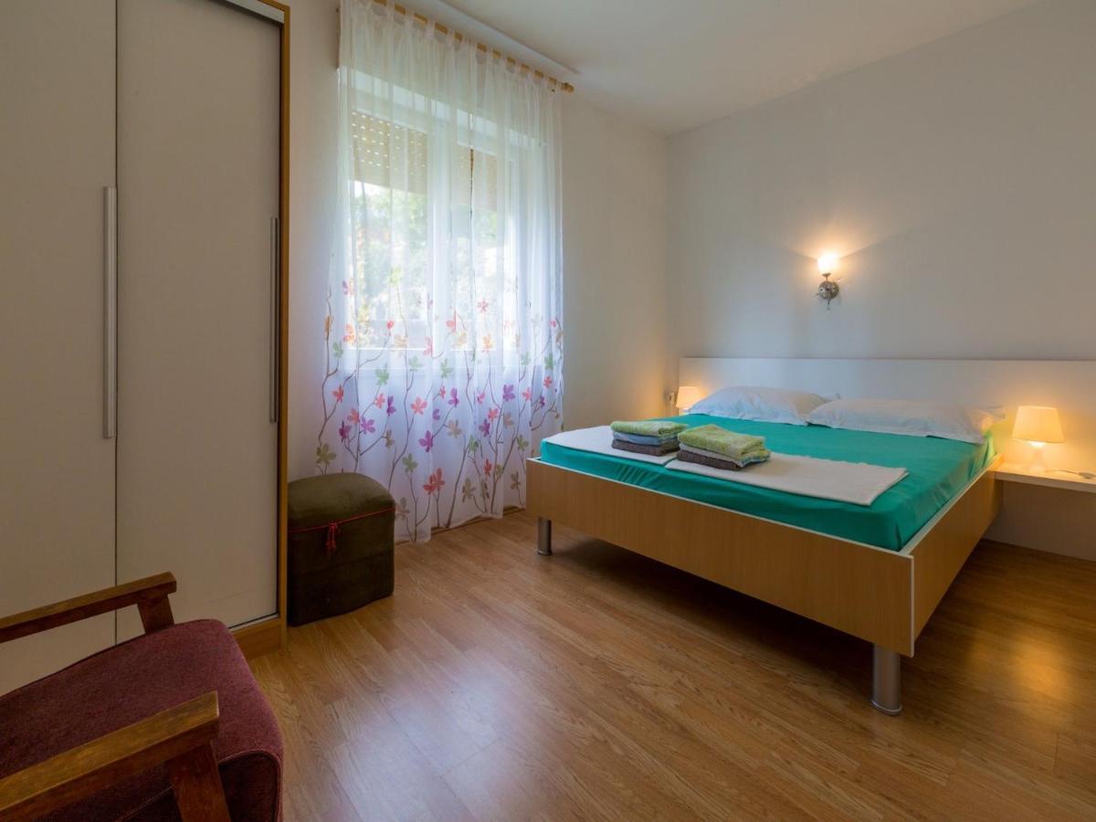 Apartment Mia Crikvenica Buitenkant foto